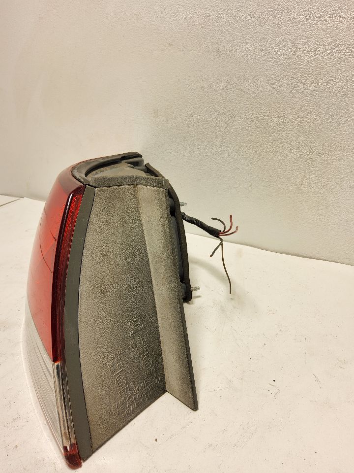 2011 HYUNDAI AZERA Left TAIL LAMP - 848 — photo 2