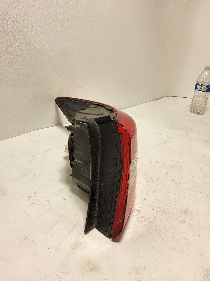 2015 HYUNDAI SONATA Right TAIL LAMP - 852 — photo 3