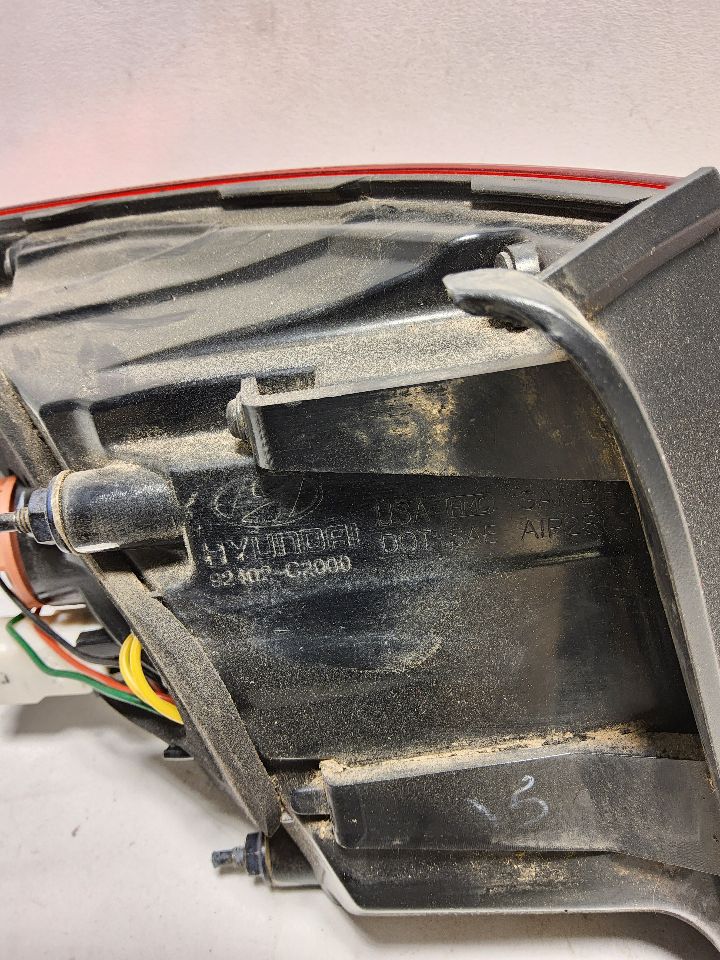 2015 HYUNDAI SONATA Right TAIL LAMP - 852 — photo 6