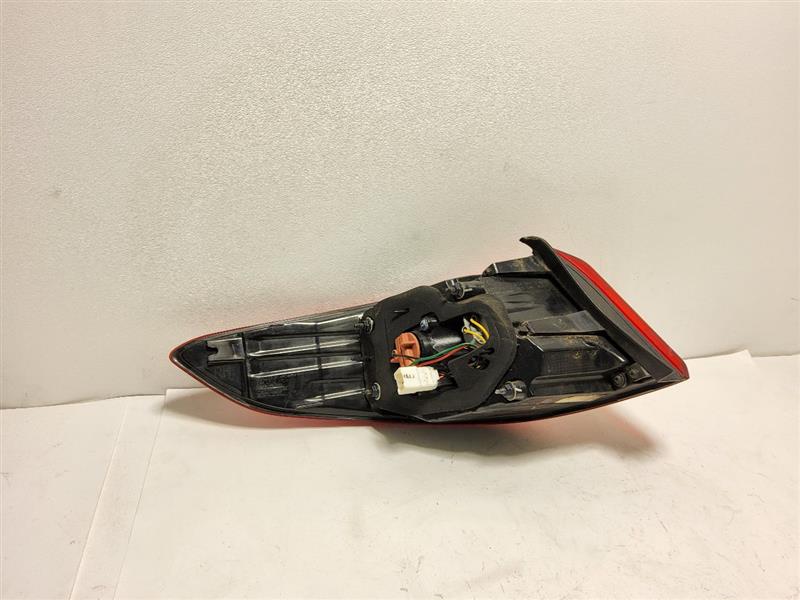 2015 HYUNDAI SONATA Right TAIL LAMP - 852 — photo 8