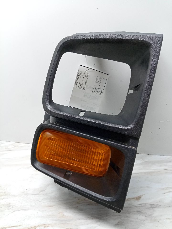 2009 FORD E150 VAN Left FRONT LAMP - 95837 — photo 2