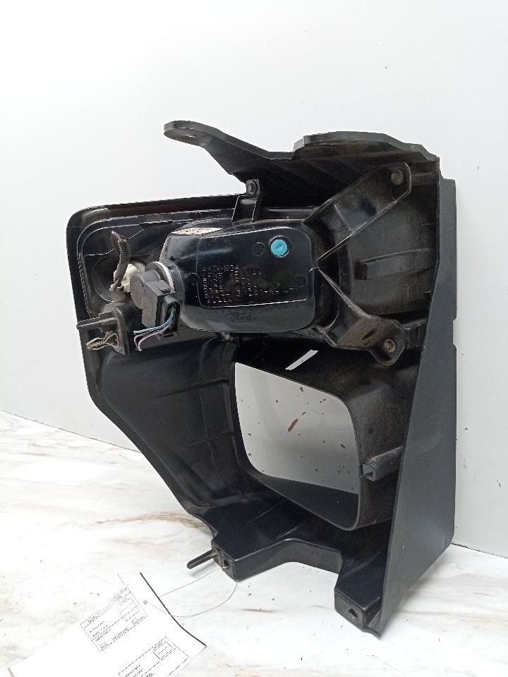 2010 FORD E250 VAN Left FRONT LAMP - 95838 — photo 2