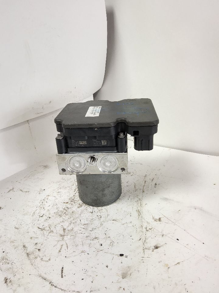 2019 SUBARU LEGACY Anti-lock Brake Pts - 989 — photo 3